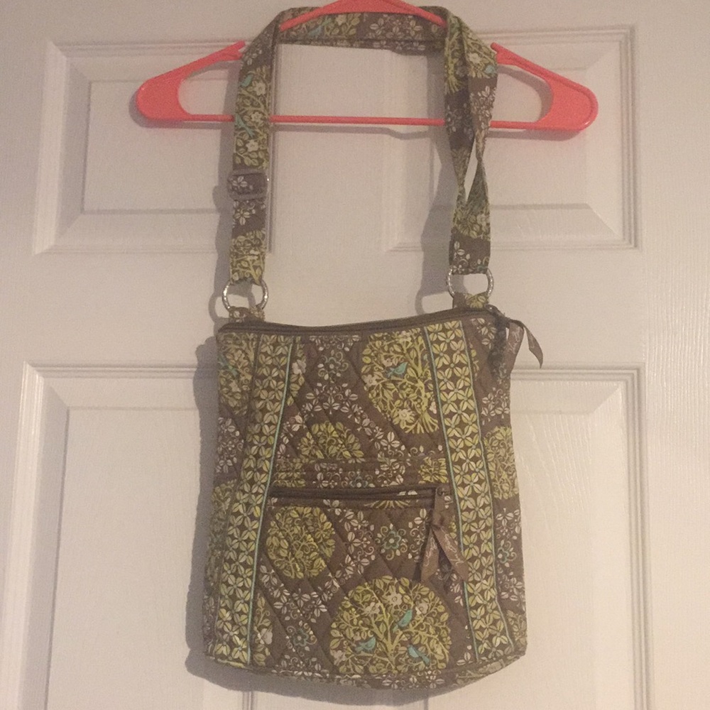 Crossbody Vera Bradley bag with matching wallet